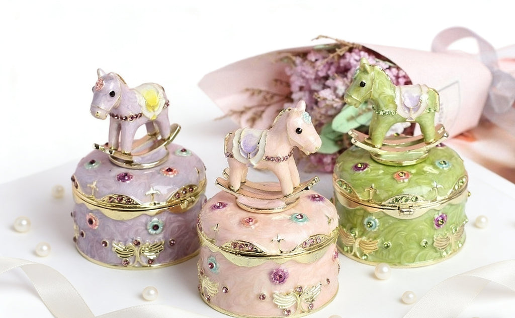 Enamel Craft Creative Home Decor: Internet Celebrity Light Luxury Cute Cartoon Wooden Horse Desktop Ornament Gift