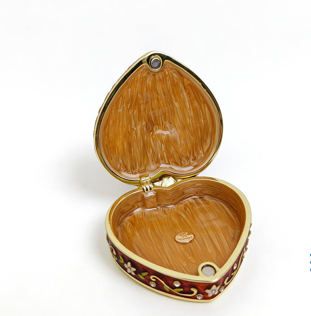 Herzförmige Schmetterlings-Emaille-Schmuckschatulle Ornament