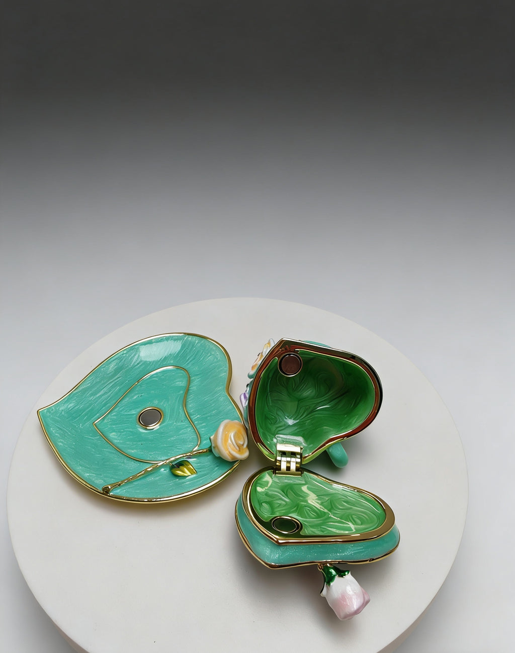 Heart-Shaped Coffee Cup Alloy Enamel Jewelry Box, Creative Ornament for Festivals, Anniversaries, and Valentine’s Day Gifts