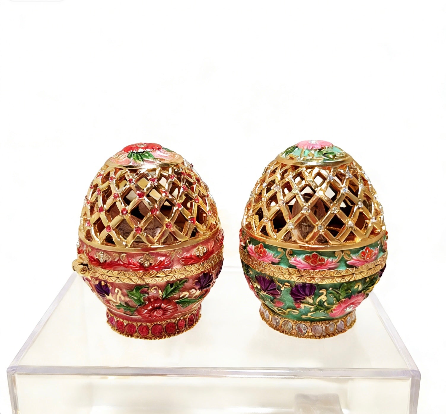 Überraschungs-Mutter-Ei, Osterei-Schmuckkästchen-Ornament aus Emaille
