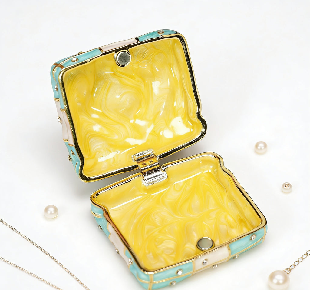 Alloy Enamel Jewelry Box Cute Bear Desktop Figurine Cartoon Ring & Earring Organize