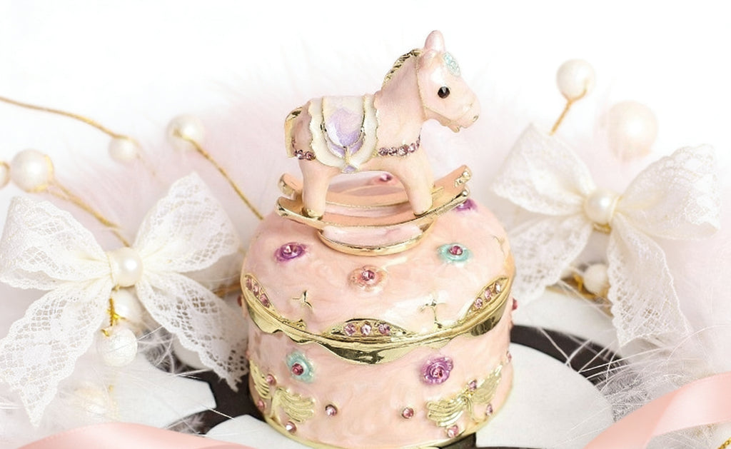 Enamel Craft Creative Home Decor: Internet Celebrity Light Luxury Cute Cartoon Wooden Horse Desktop Ornament Gift