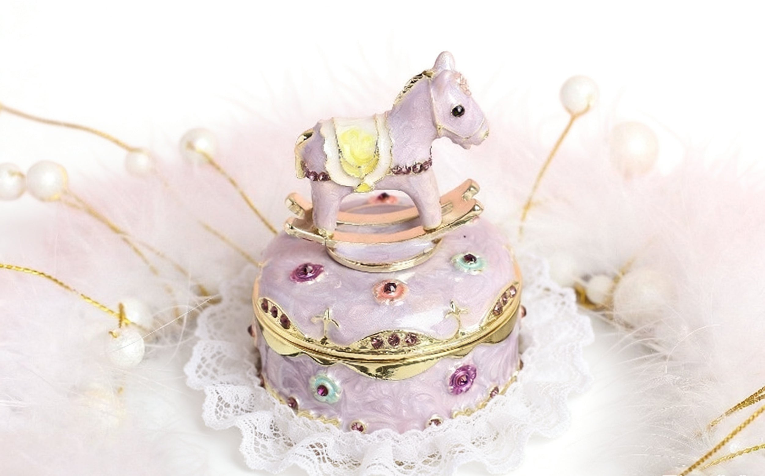 Enamel Craft Creative Home Decor: Internet Celebrity Light Luxury Cute Cartoon Wooden Horse Desktop Ornament Gift