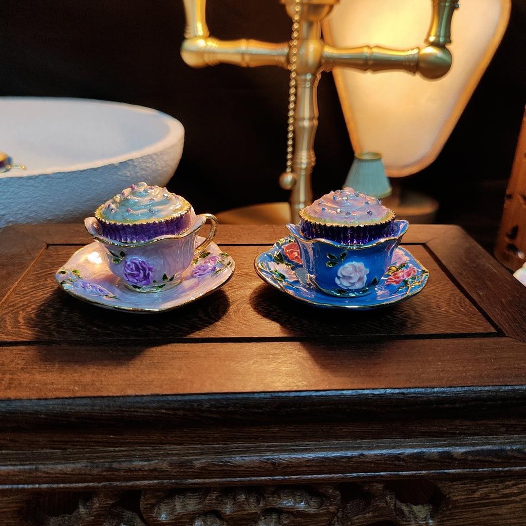 Rosen-Kaffeetasse Emaille-Schmuckschatulle Ornament